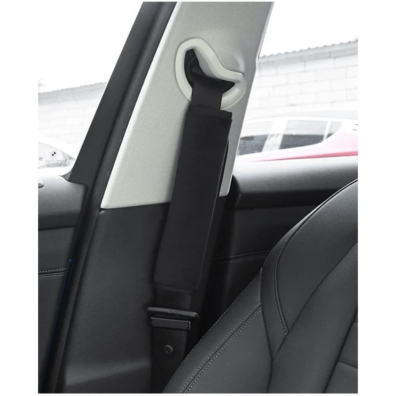 Universal Seat Belt Shoulder Pads (2pcs) – Adjustable Soft Car Protector Covers
